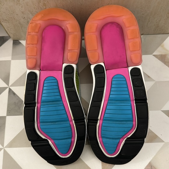 Kids Nike Air Max 270 - Picture 4 of 6